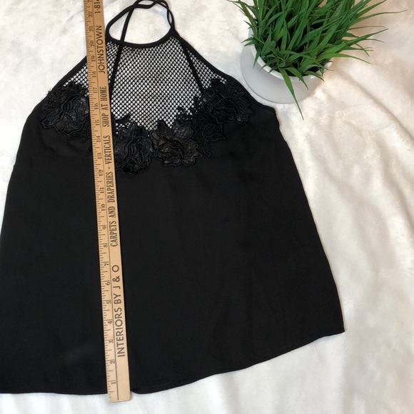 Black tank - Picture 4 of 8